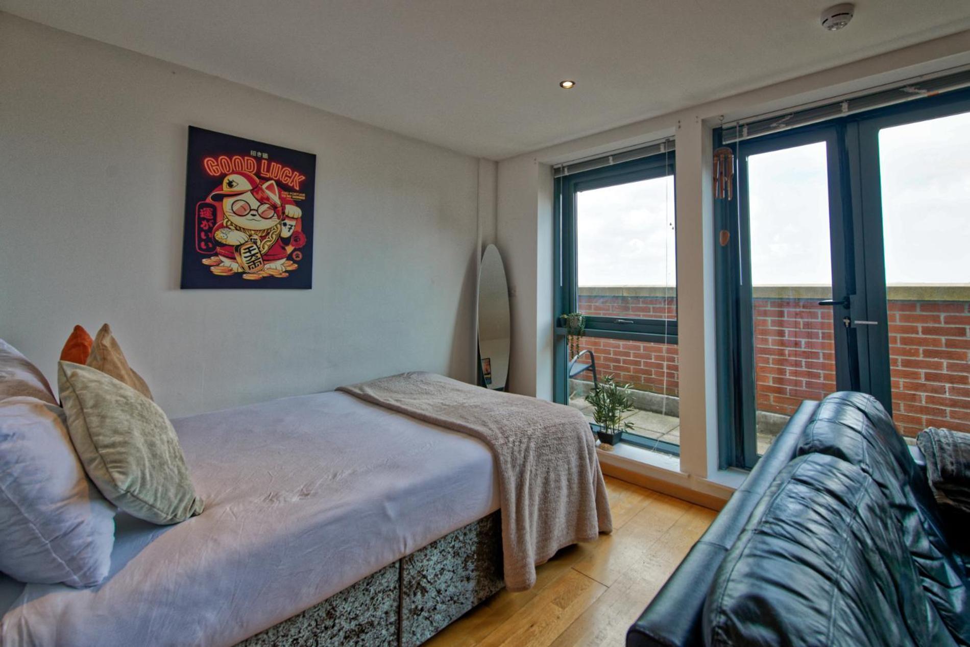 Sidemersey Livings- Convenient And Central 2-Bedroom Haven In L1 リヴァプール エクステリア 写真