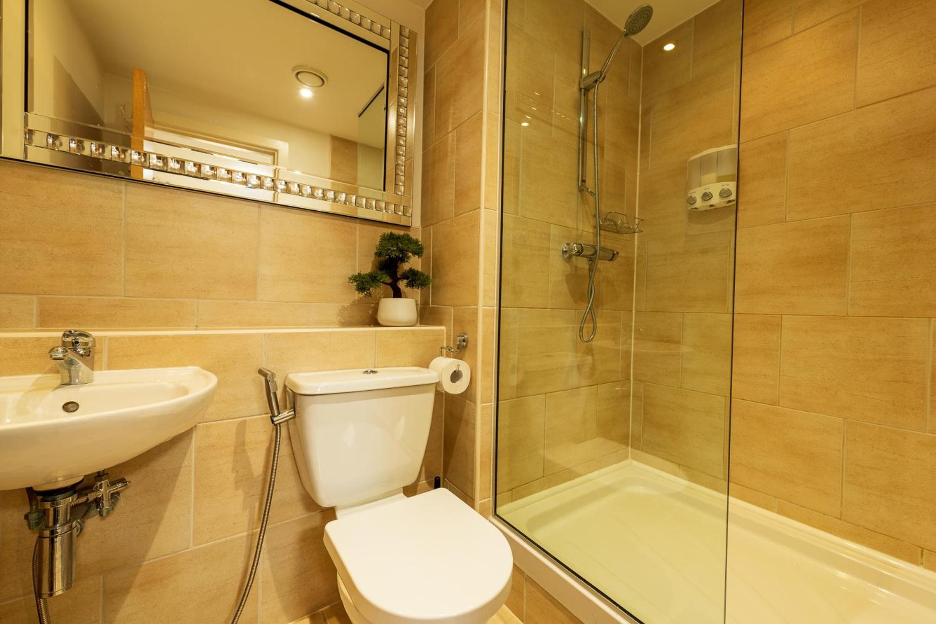 Sidemersey Livings- Convenient And Central 2-Bedroom Haven In L1 リヴァプール エクステリア 写真