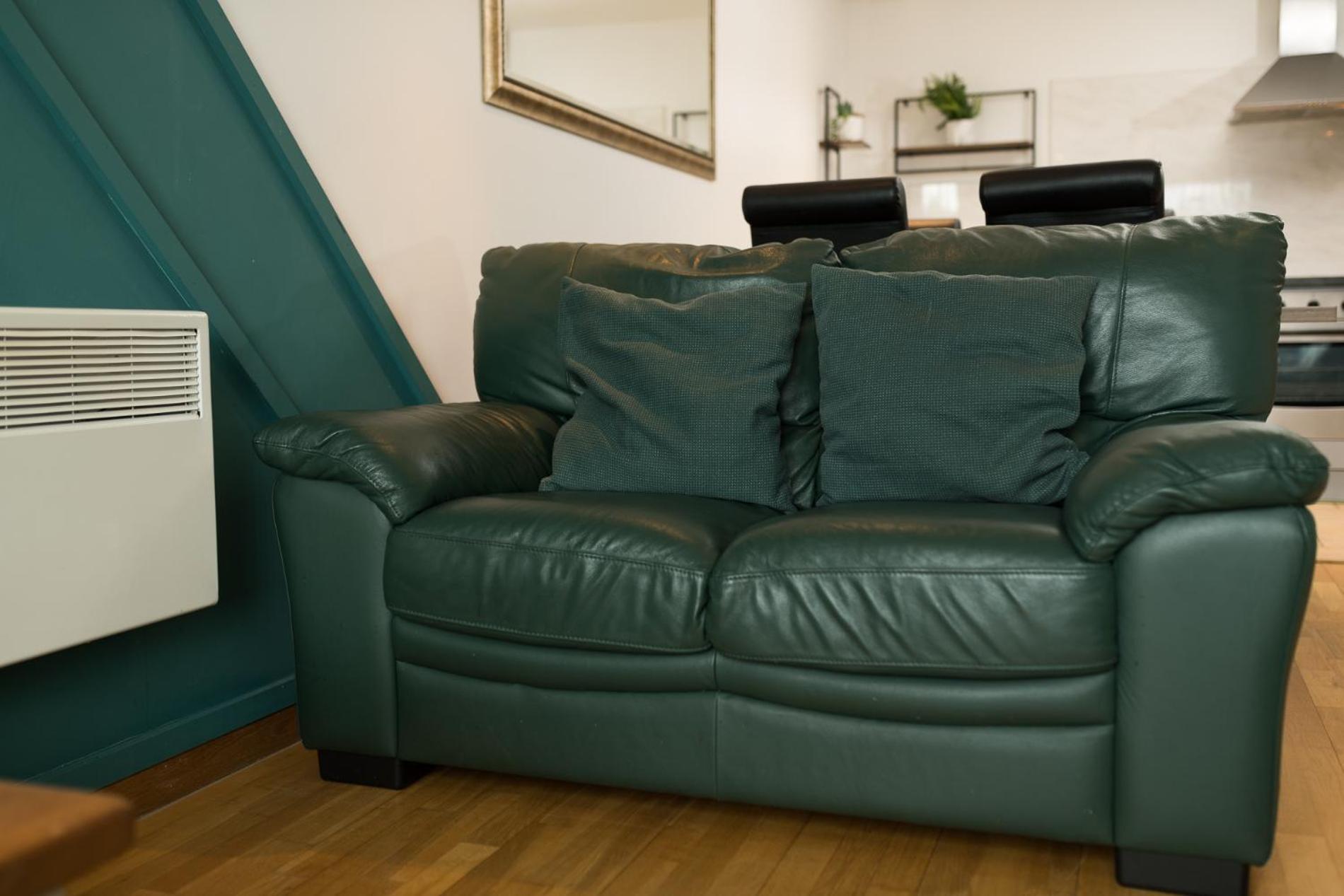 Sidemersey Livings- Convenient And Central 2-Bedroom Haven In L1 リヴァプール エクステリア 写真
